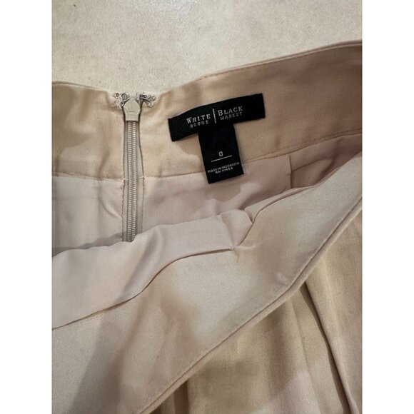 WHITE HOUSE BLACK MARKET WHBM Tan Black A Line Skirt Size 0 - Picture 2 of 7